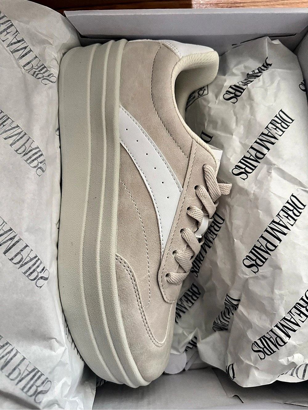 Dream Pairs Sky Comfortable Platform Fashion Sneakers Beige & White